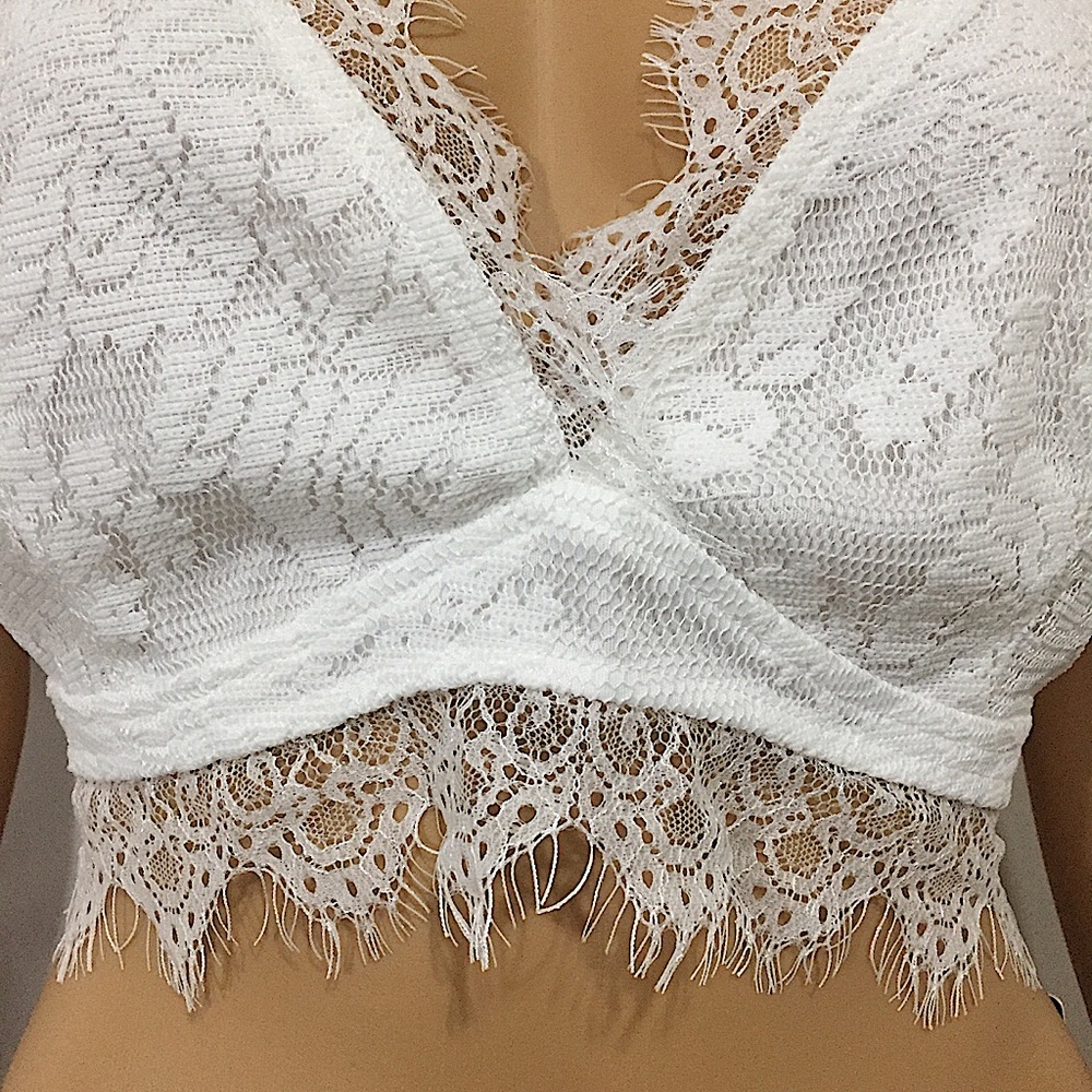 Pretty Little Thing Amelie Tie back lace Bralette - Picture 6 of 14